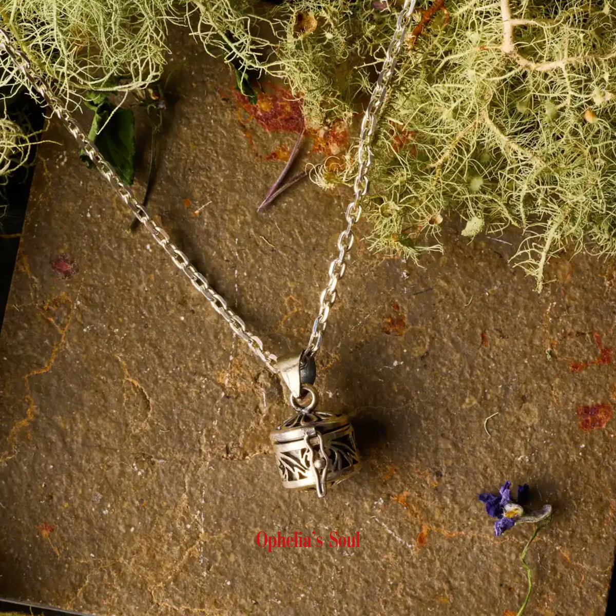 COLLAR ASH